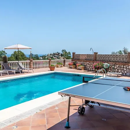 Vb Buganvilla 4bdr With Fantastic Sea Views *
