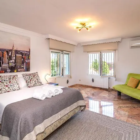 Vb Buganvilla 4bdr With Fantastic Sea Views Villa Benalmadena