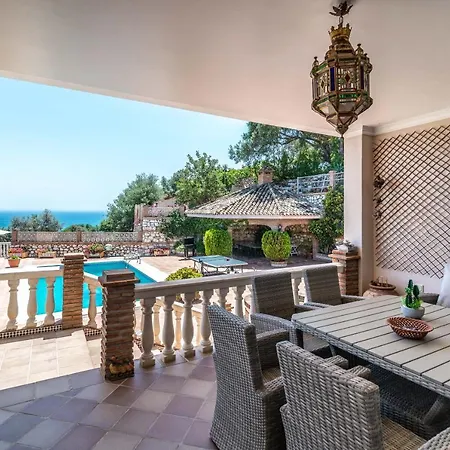 Vb Buganvilla 4bdr With Fantastic Sea Views Villa