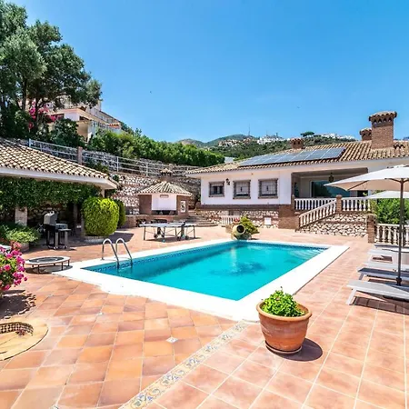 Vb Buganvilla 4bdr With Fantastic Sea Views *